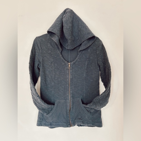 XCVI Tops - XCVI- Navy Blue, Zip-Up, Eyelet Cut Outs, V-Neck Sweater, Size Medium